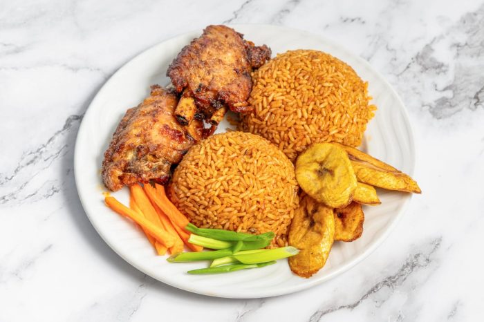 Jollof Rice or Fried Rice & 2 Pcs of protein